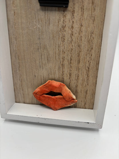 Lip magnet